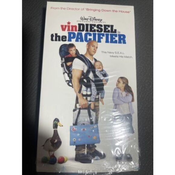 Walt Disney - The Pacifier 2005 VHS Vin Diesel - Hard To Find - Rare - Picture 1 of 9